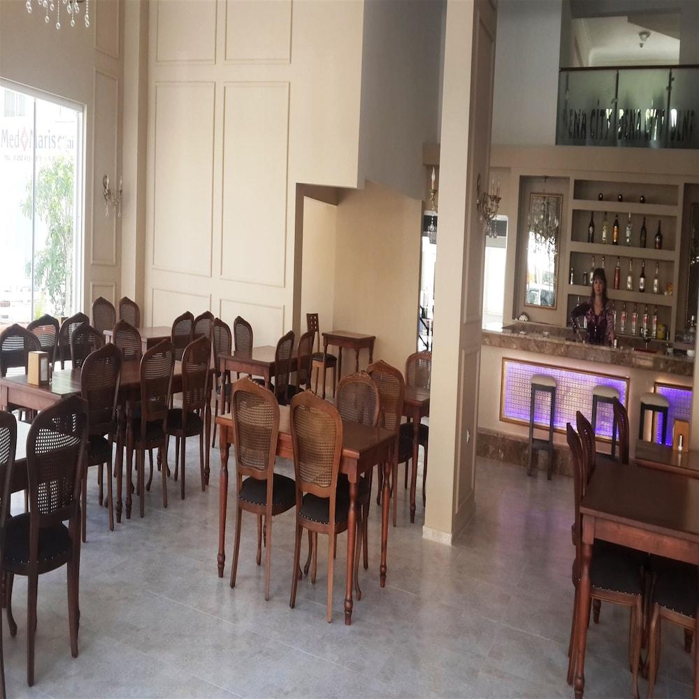מרמריס Almena City מראה חיצוני תמונה